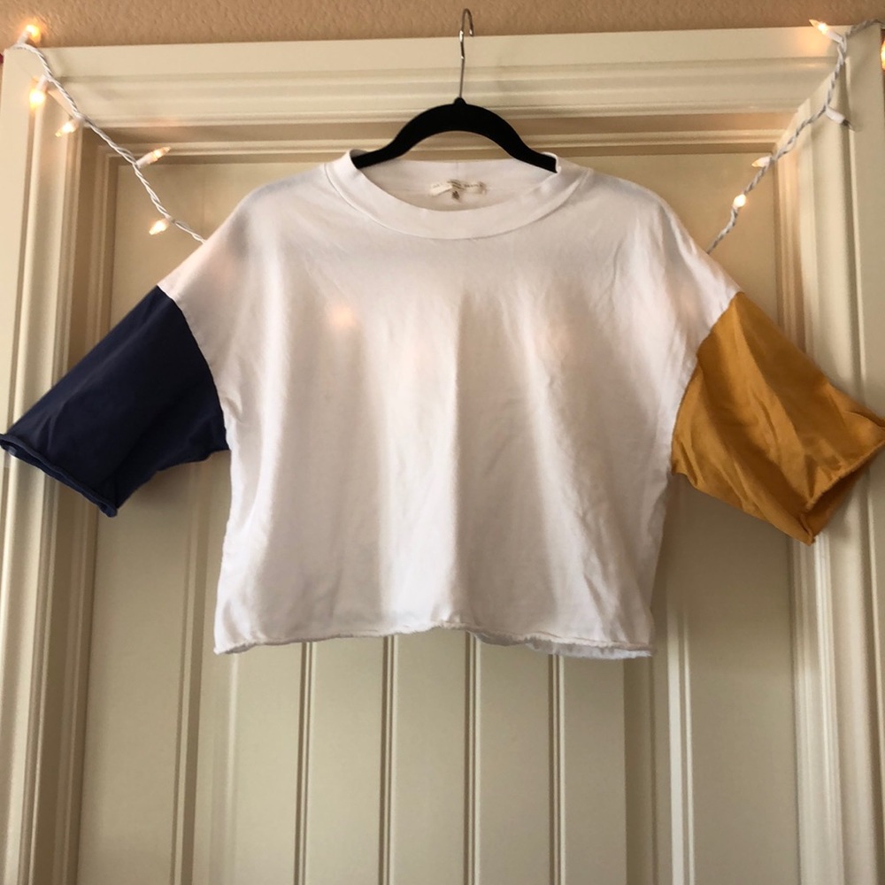 UO Color Block Sleeve T-Shirt